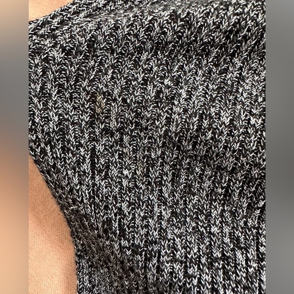 Dynamite Ribbed Pencil Skirt - Size Small - Picture 11 of 12